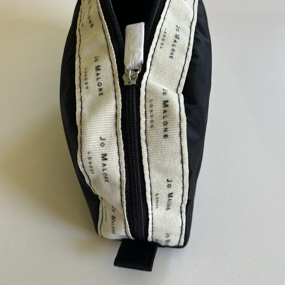 New but no tags, Jo Malone nylon Dopp kit. - Picture 5 of 5